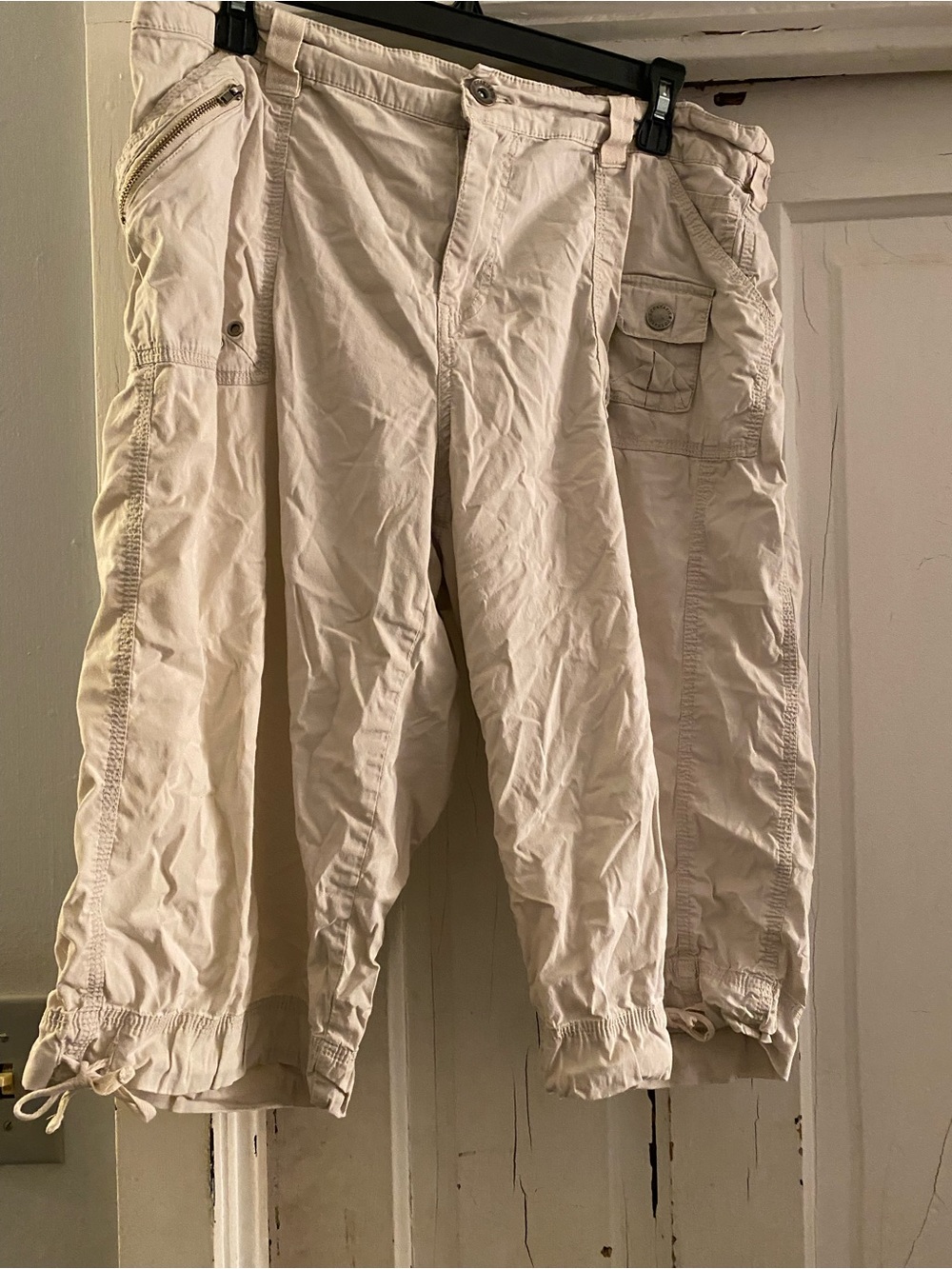 Women's Cargo Capris - Cream Utility Style